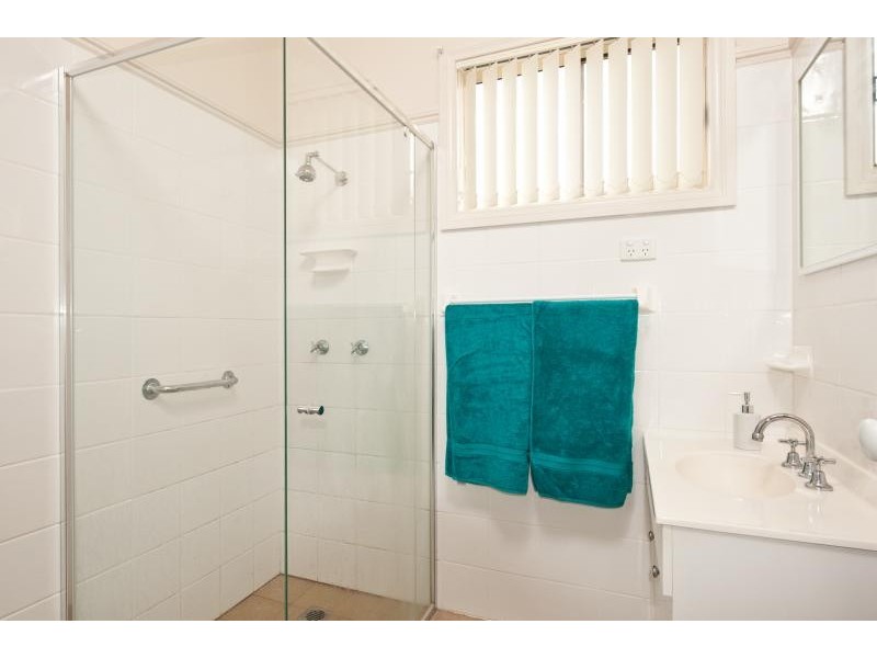 9 Turley Avenue, Bomaderry NSW 2541