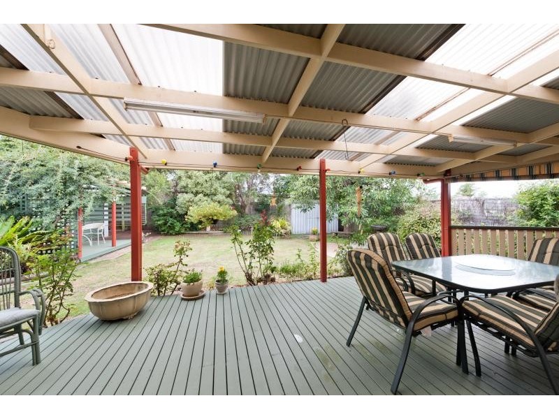 9 Turley Avenue, Bomaderry NSW 2541