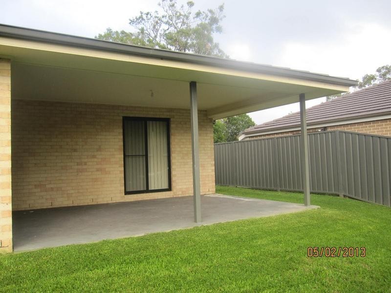 97 Jasmine Drive, Bomaderry NSW 2541