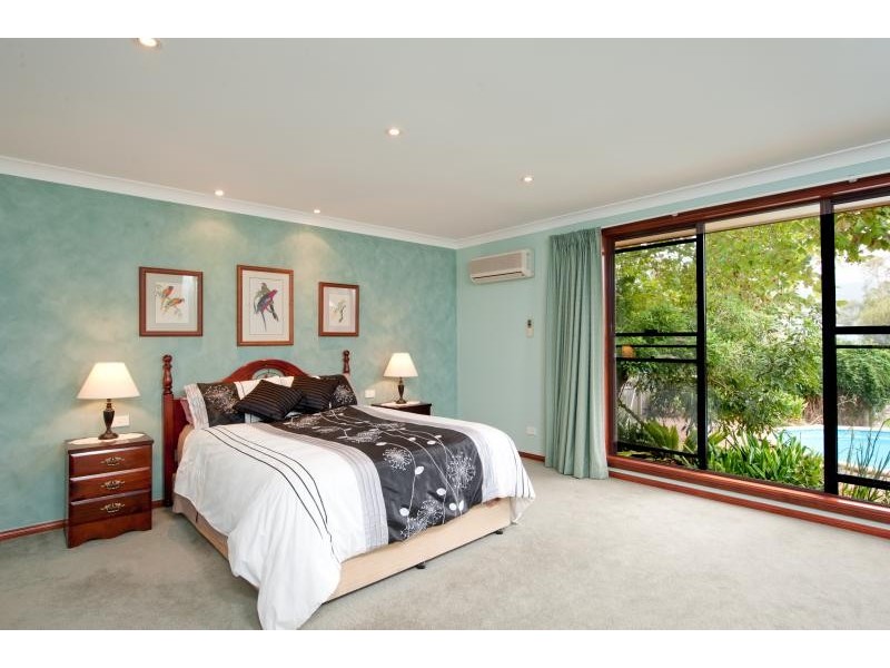 15 Wilari Close, Bomaderry NSW 2541