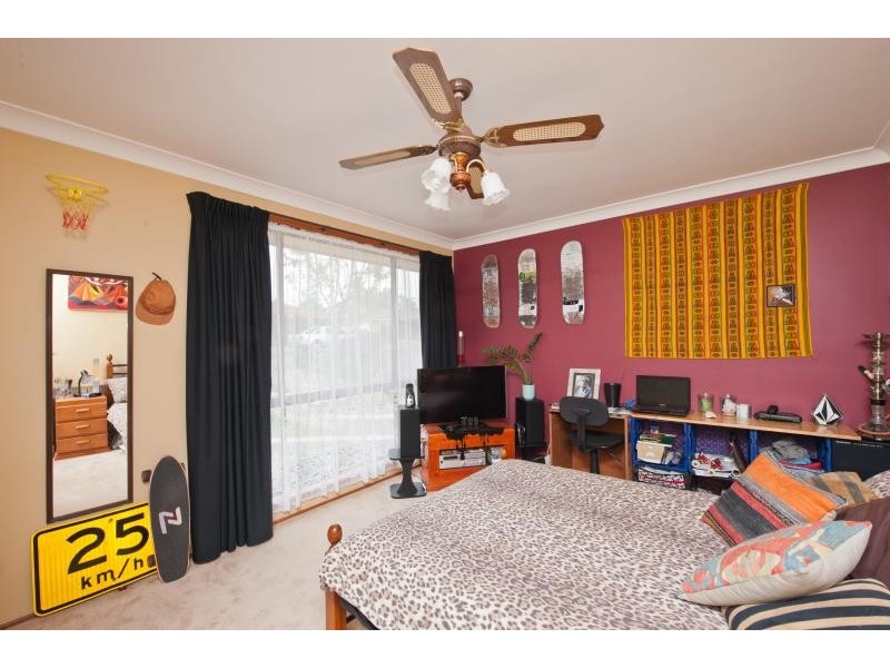 15 Wilari Close, Bomaderry NSW 2541