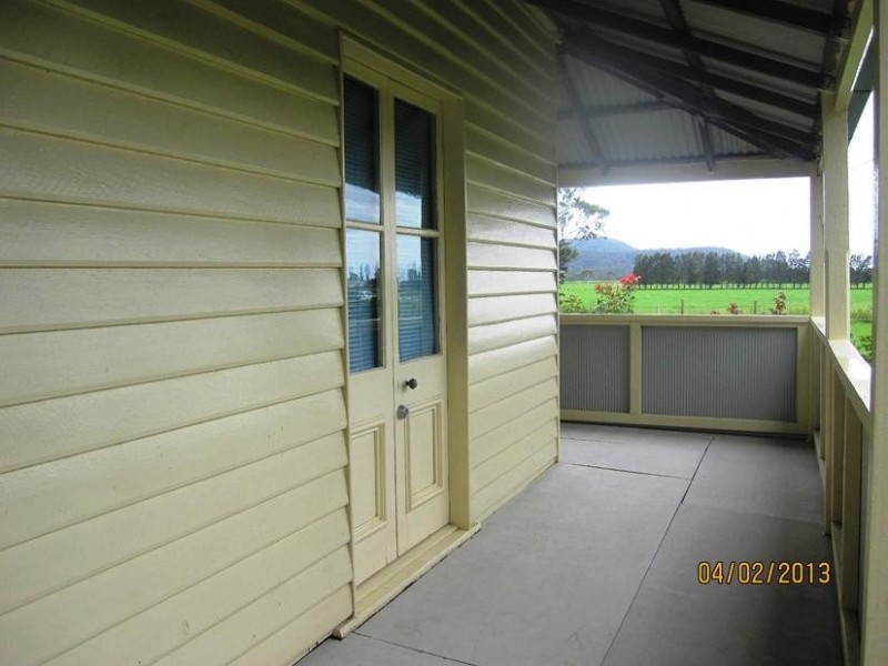 585 Bolong Road, Bomaderry NSW 2541