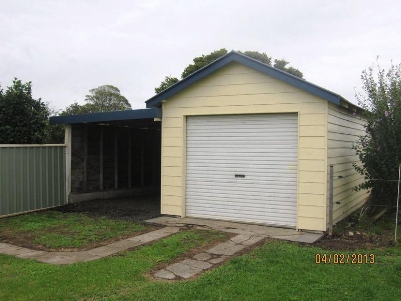 585 Bolong Road, Bomaderry NSW 2541