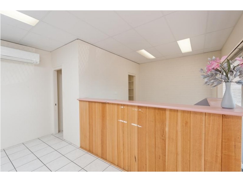 Shop 8/110 Kalander Street, Nowra NSW 2541