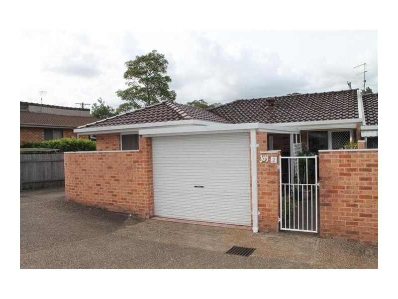 2/4 Harvey Place, North Nowra NSW 2541