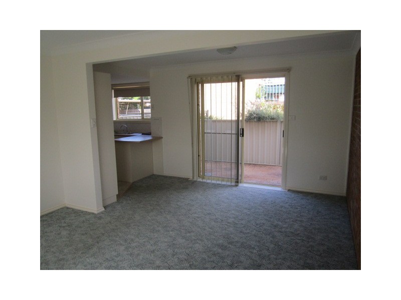 3/3 Campbell Place, Nowra NSW 2541