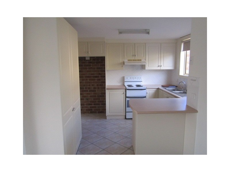 3/3 Campbell Place, Nowra NSW 2541