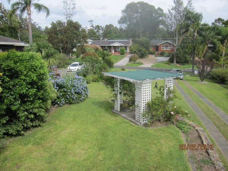 18 Colyer Avenue, Nowra NSW 2541