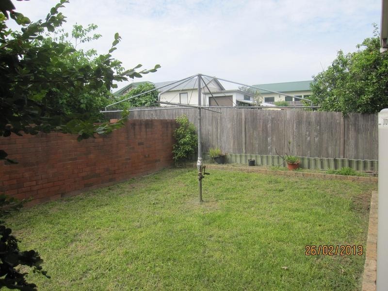 18 Colyer Avenue, Nowra NSW 2541
