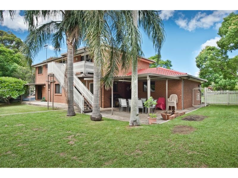 6 Shanklin Close, Bomaderry NSW 2541