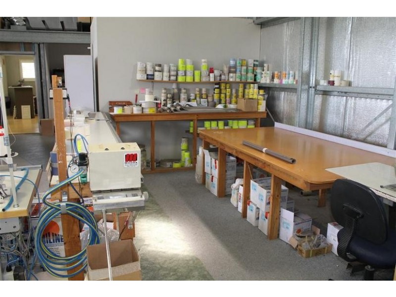 16 Cumberland Avenue, Nowra NSW 2541