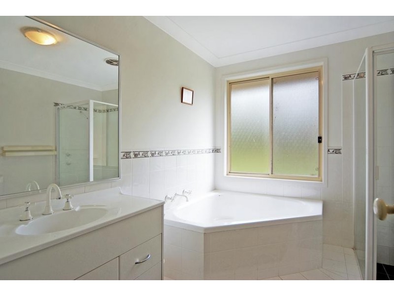 322 Stringybark Road, Nowra Hill NSW 2540