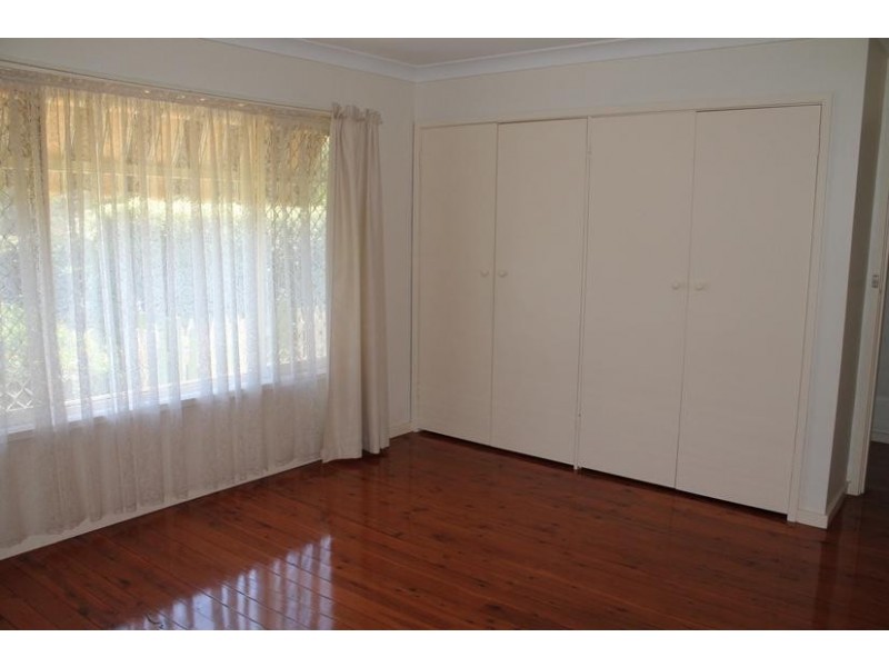 2 McDonald Avenue, Nowra NSW 2541