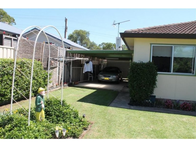 2 McDonald Avenue, Nowra NSW 2541