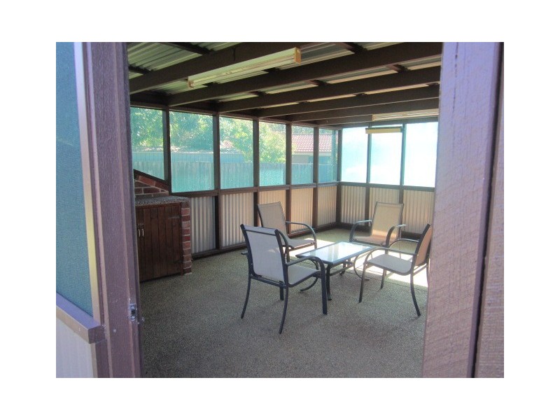 6 Booragal Place, North Nowra NSW 2541