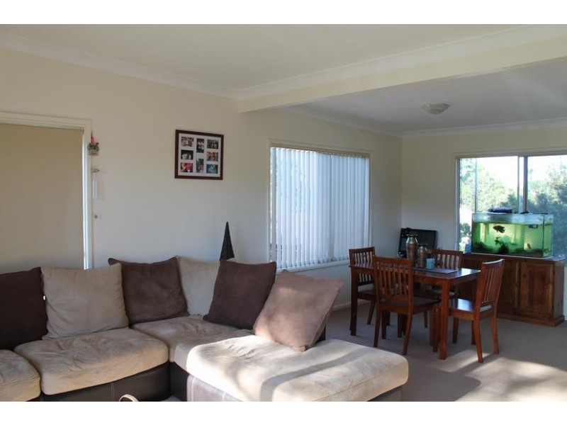 36 Meroo Road, Bomaderry NSW 2541