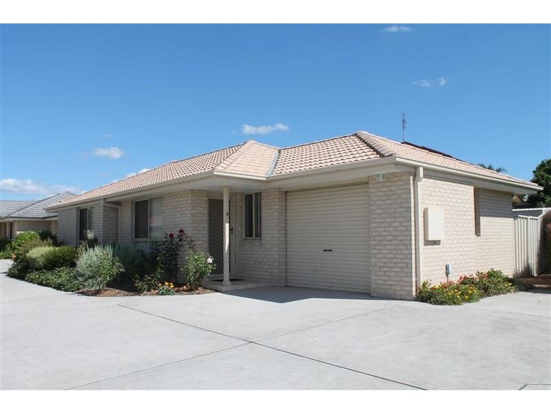 4/30 Sophia Road, Worrigee NSW 2540