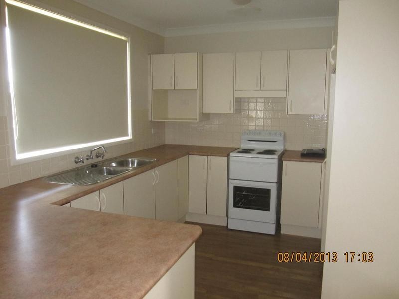 2 Bindon Close, Bomaderry NSW 2541