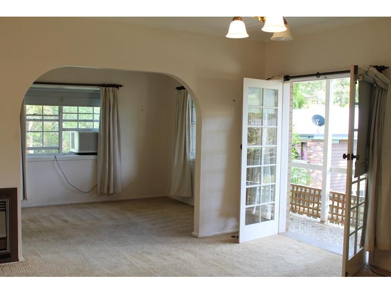 383 Princes Highway, Bomaderry NSW 2541