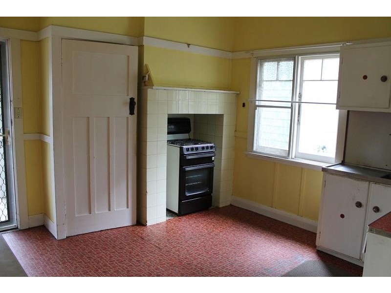 32 Shoalhaven Street, Nowra NSW 2541