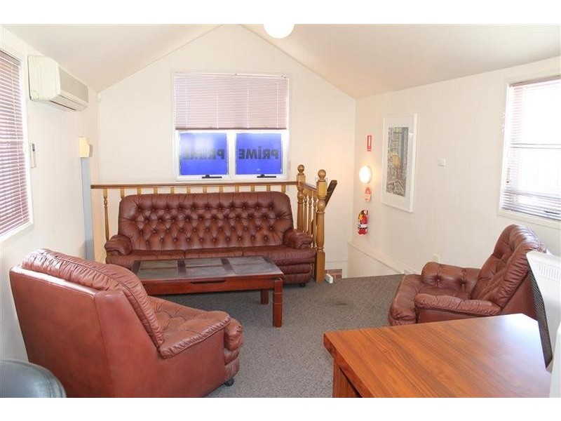 2/85 Worrigee Street, Nowra NSW 2541