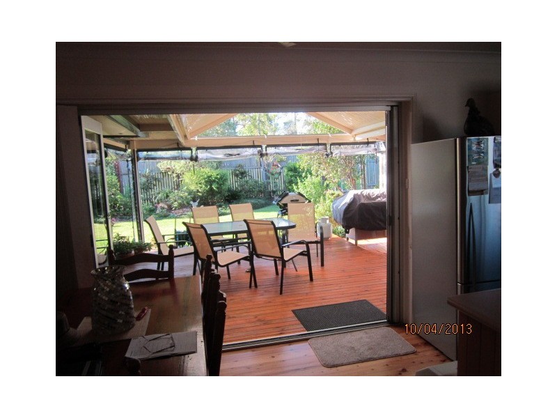 5 Crest Avenue, North Nowra NSW 2541