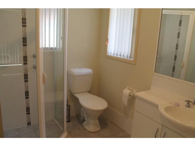 17 Carrington Park Drive, Nowra NSW 2541