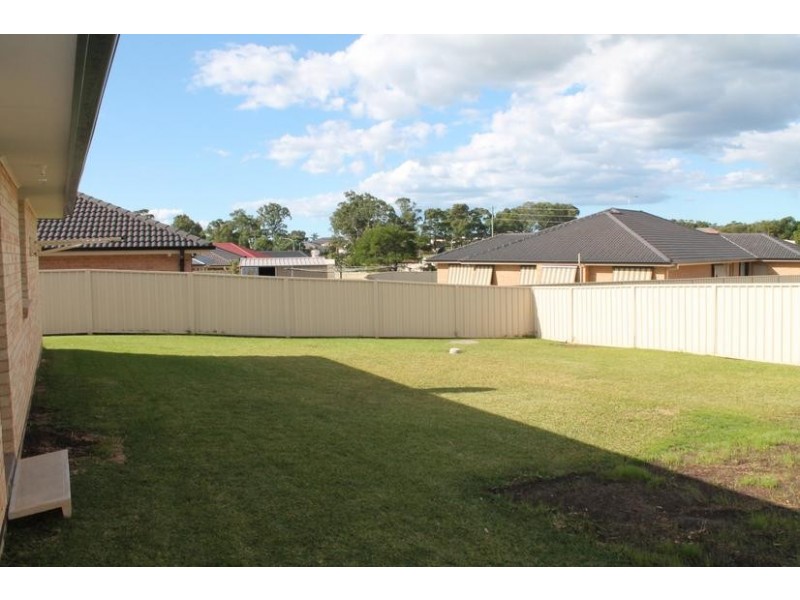17 Carrington Park Drive, Nowra NSW 2541