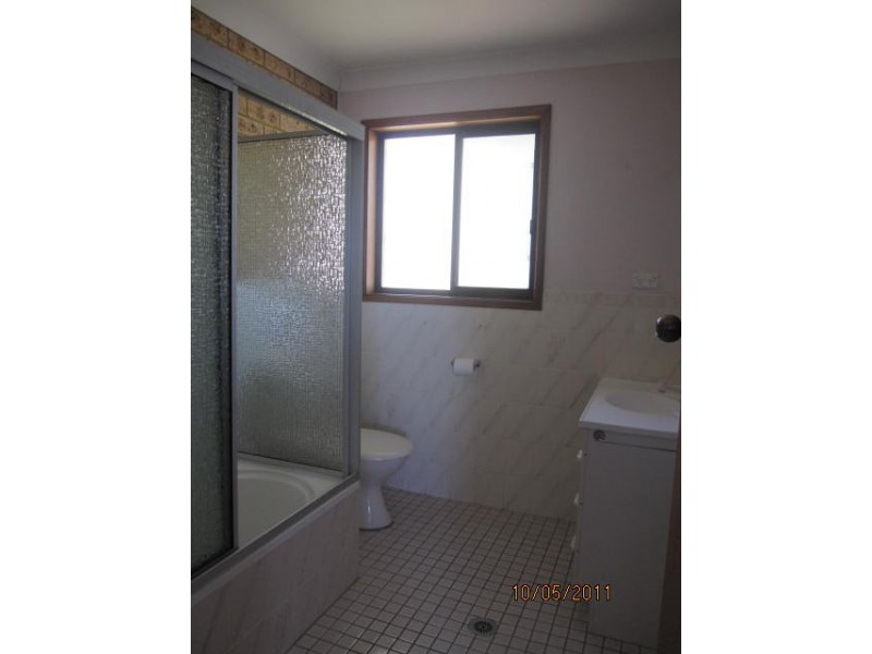 2/2 Elwin Court, North Nowra NSW 2541