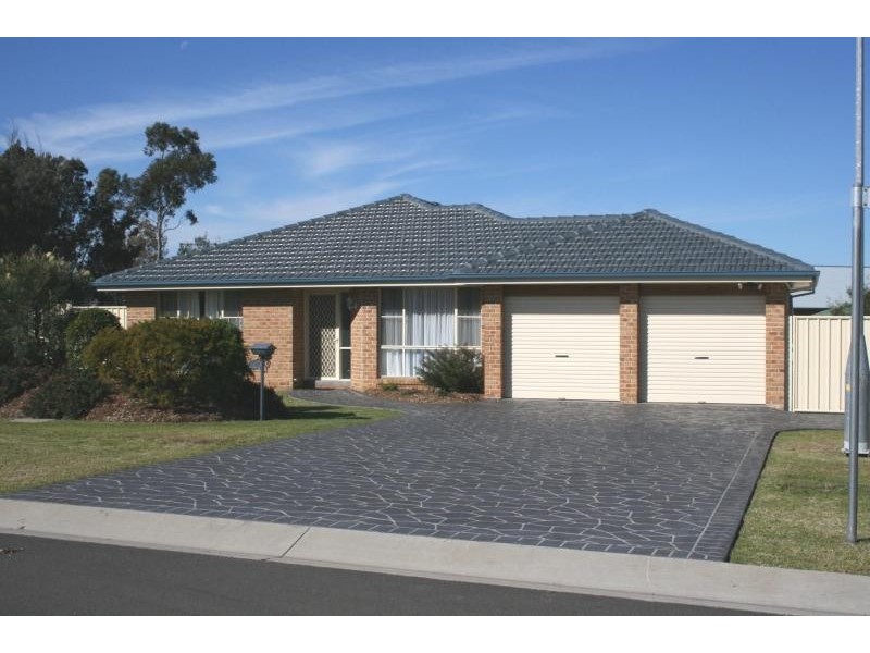 1 Blue Gum Way, North Nowra NSW 2541