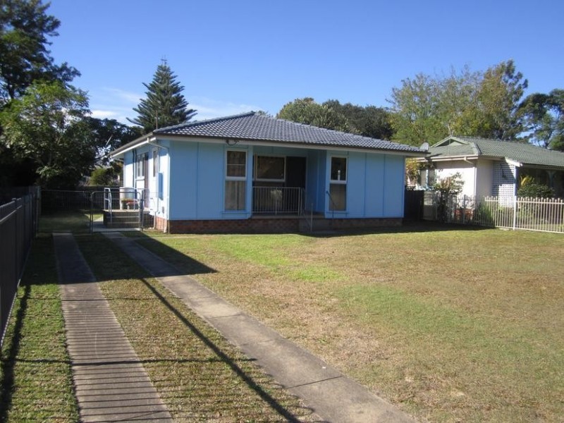 73 Sampson Crescent, Bomaderry NSW 2541