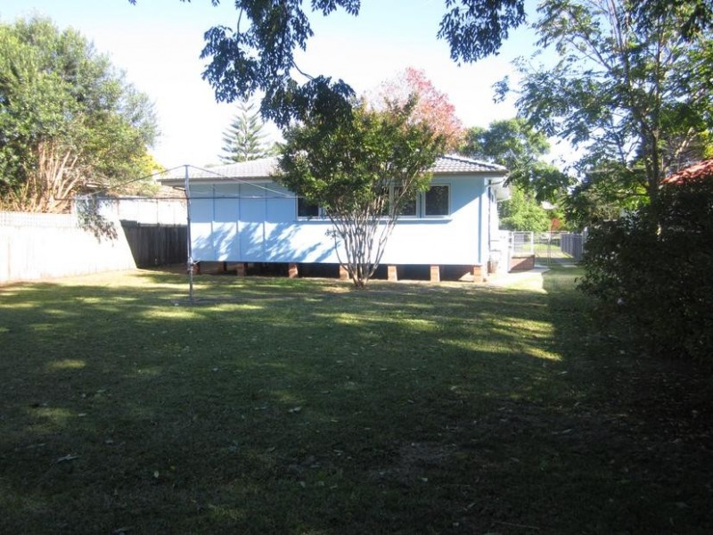 73 Sampson Crescent, Bomaderry NSW 2541