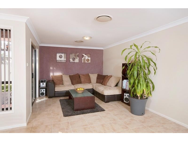 24 Emerald Drive, Meroo Meadow NSW 2540