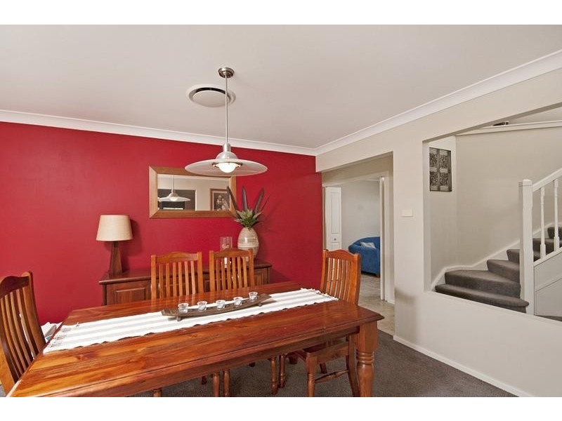 24 Emerald Drive, Meroo Meadow NSW 2540