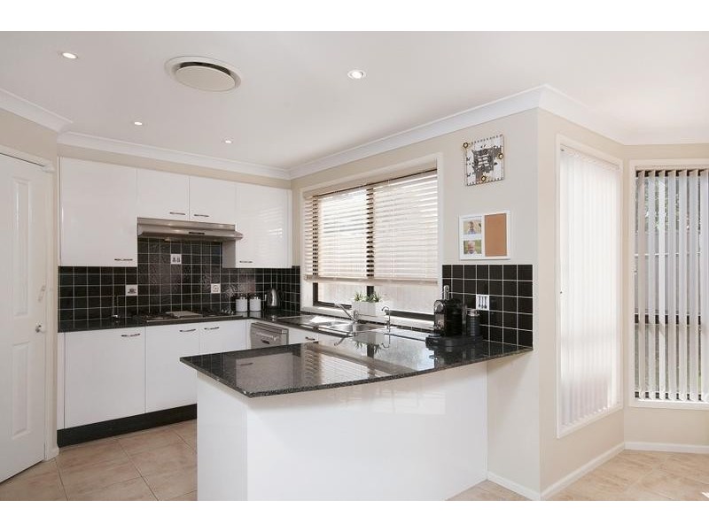 24 Emerald Drive, Meroo Meadow NSW 2540