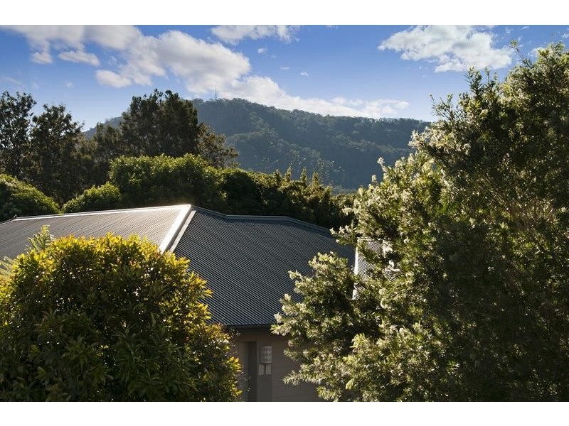 24 Emerald Drive, Meroo Meadow NSW 2540