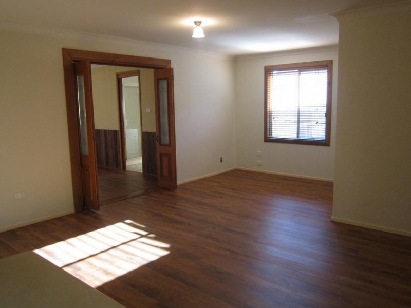 6 Hesperus Close, Nowra NSW 2541