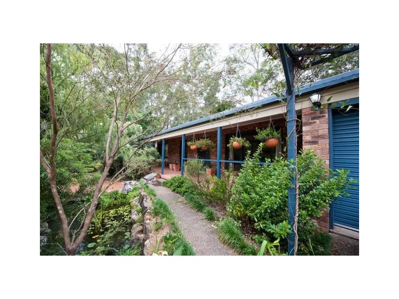 40 Brinawarr Street, Bomaderry NSW 2541