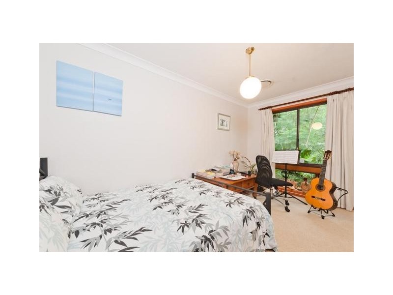40 Brinawarr Street, Bomaderry NSW 2541