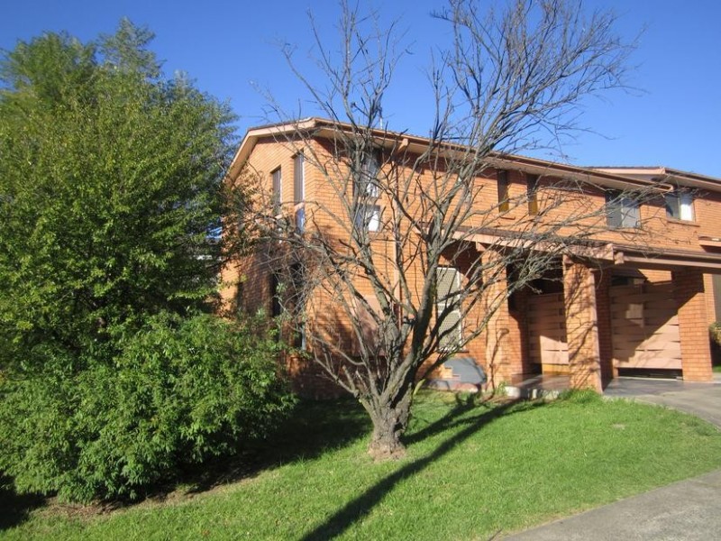 1/5 Campbell Place, Nowra NSW 2541