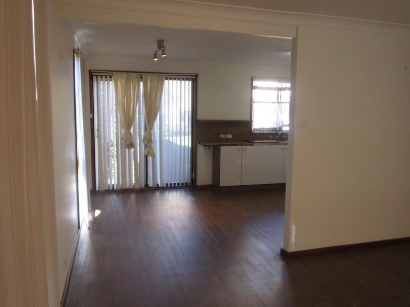 1/5 Campbell Place, Nowra NSW 2541