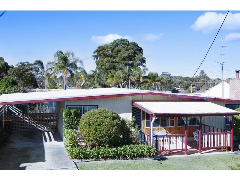 24 Hockey Street, Nowra NSW 2541