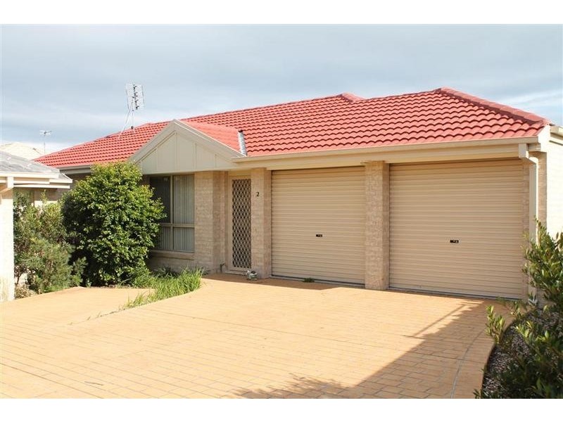 2/25 Sullivan Street, Worrigee NSW 2540