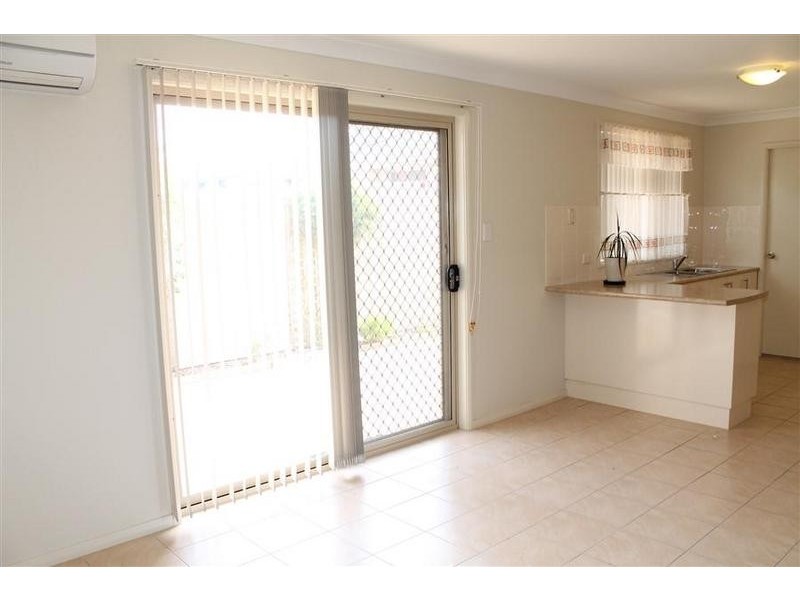 2/25 Sullivan Street, Worrigee NSW 2540