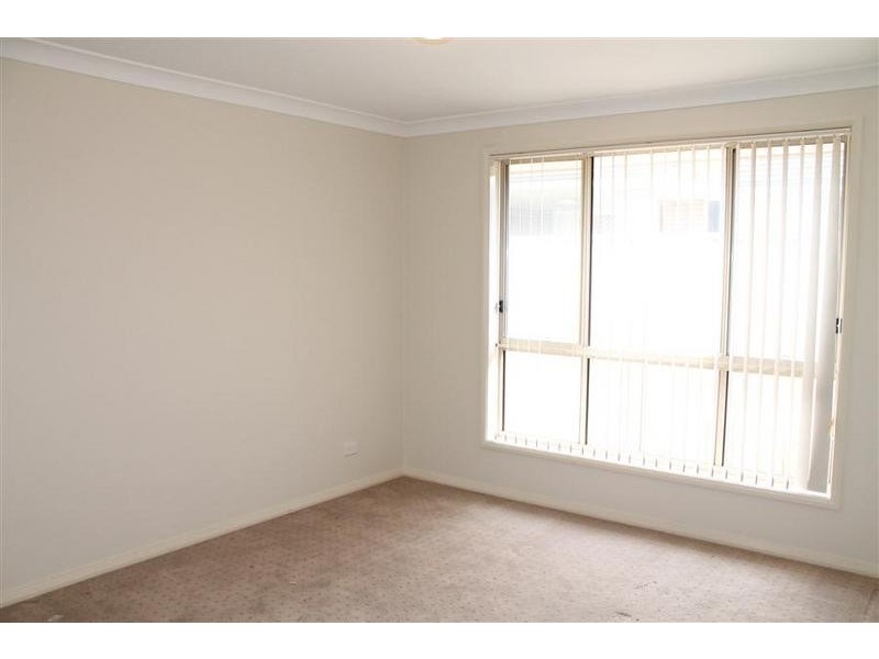 2/25 Sullivan Street, Worrigee NSW 2540