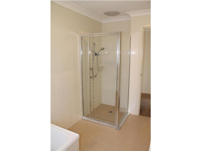 2/25 Sullivan Street, Worrigee NSW 2540