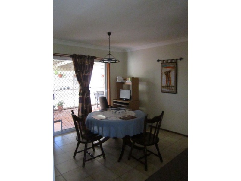 2/17 Wilari Close, Bomaderry NSW 2541