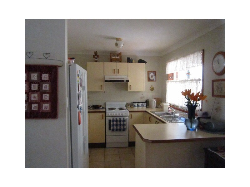 2/17 Wilari Close, Bomaderry NSW 2541