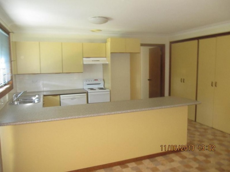 5 Yurunga Drive, North Nowra NSW 2541