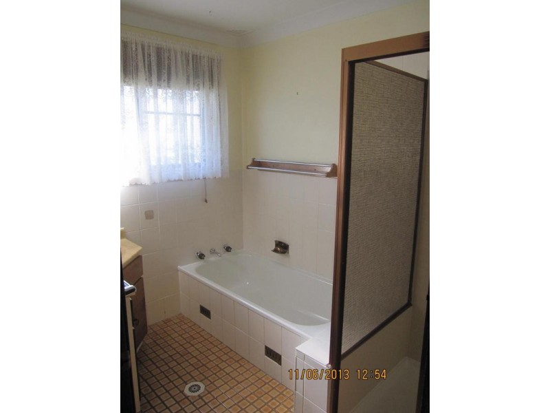 5 Yurunga Drive, North Nowra NSW 2541